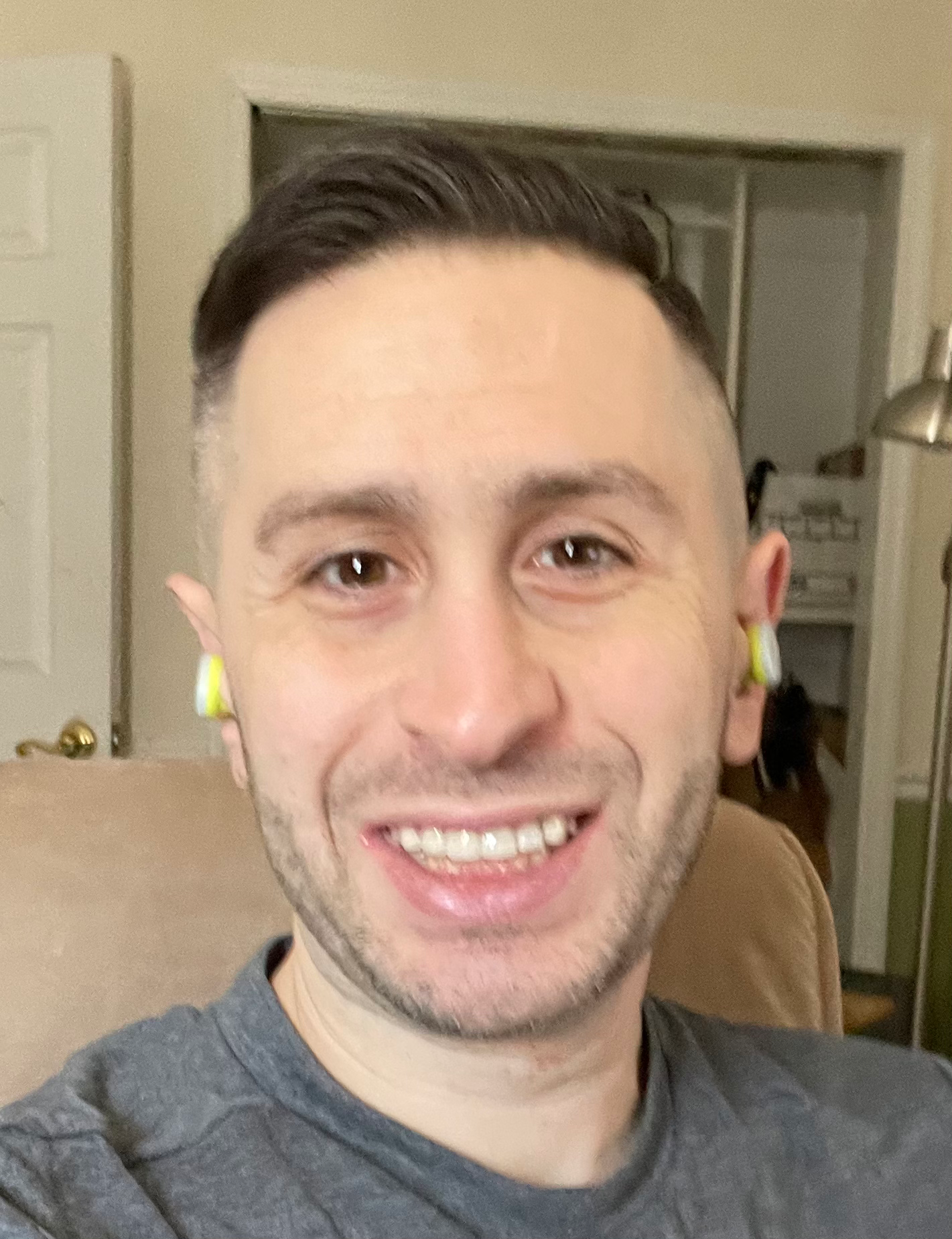 Please upload a headshot to use