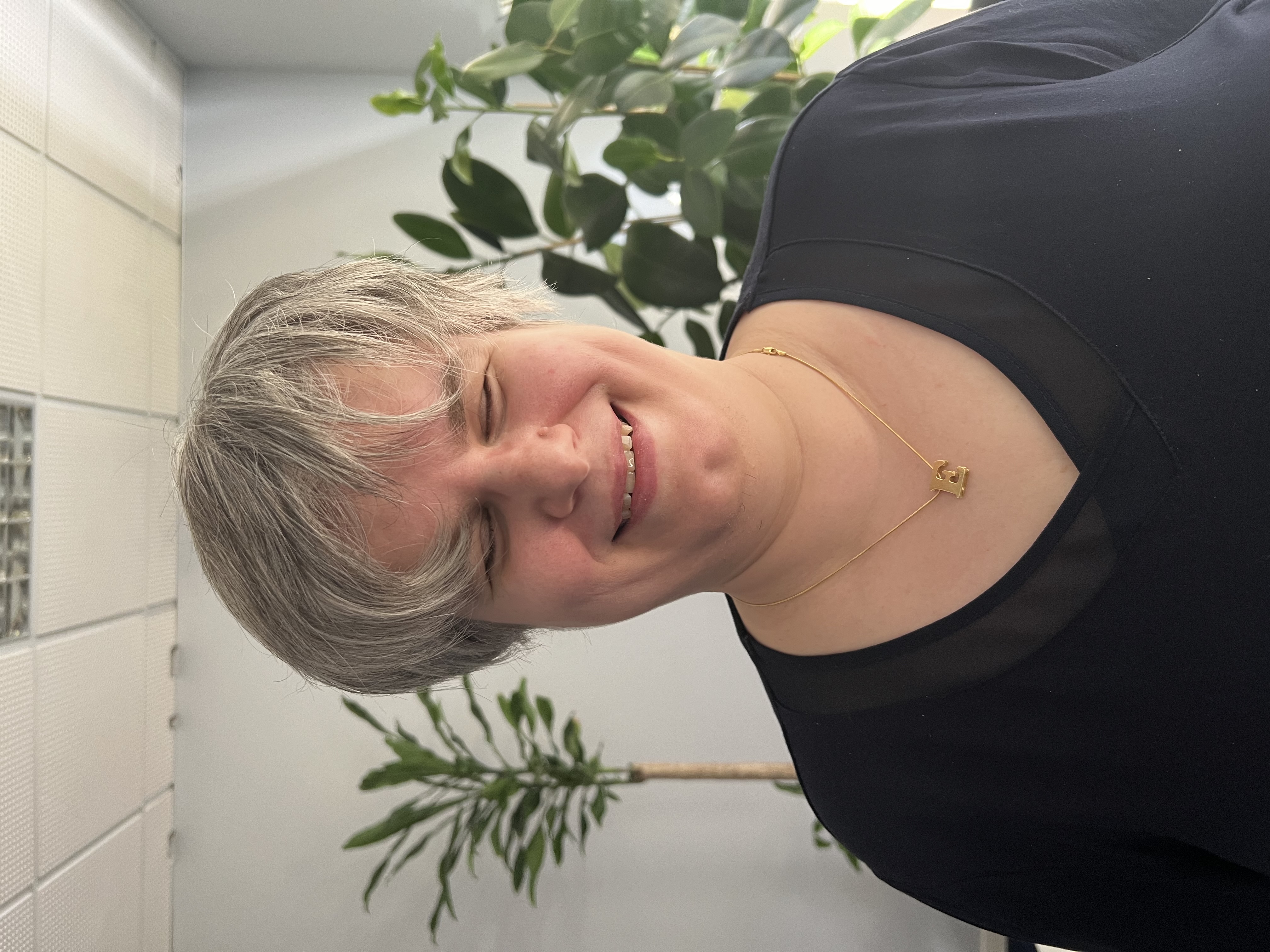 Please upload a headshot to use